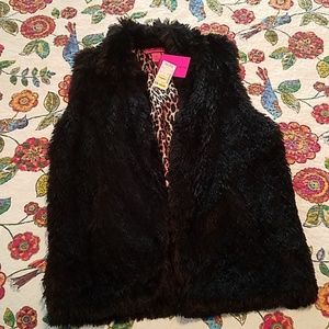 Betsy Johnson faux fur vest